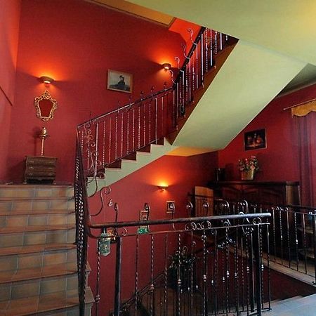 Aparthotel Katrina à Ostrzeszów Extérieur photo