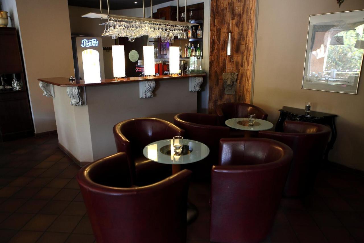 Aparthotel Katrina à Ostrzeszów Extérieur photo