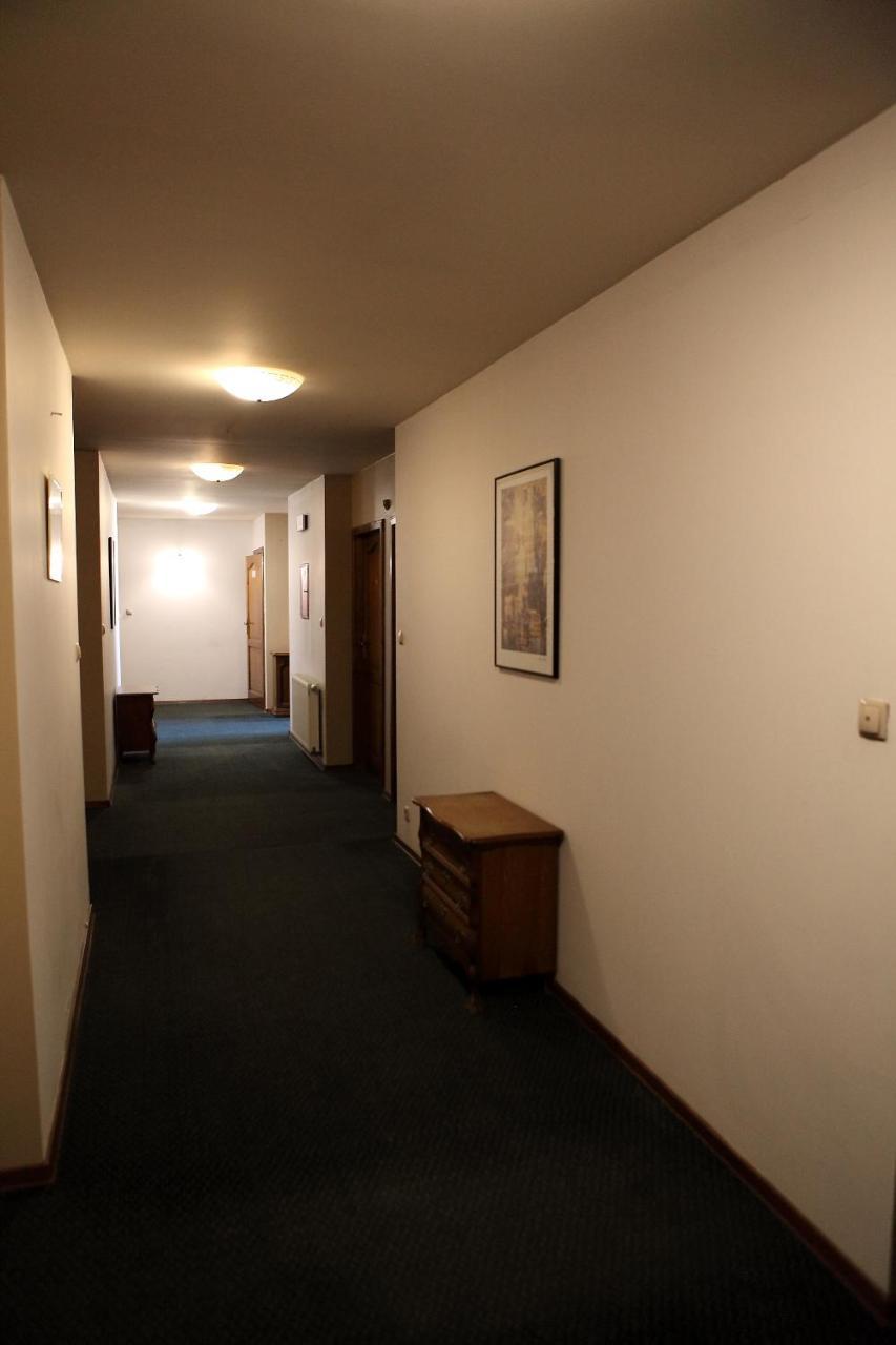 Aparthotel Katrina à Ostrzeszów Extérieur photo